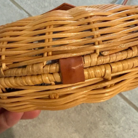 J. McLaughlin Wicker Bag - Picture 6 of 8
